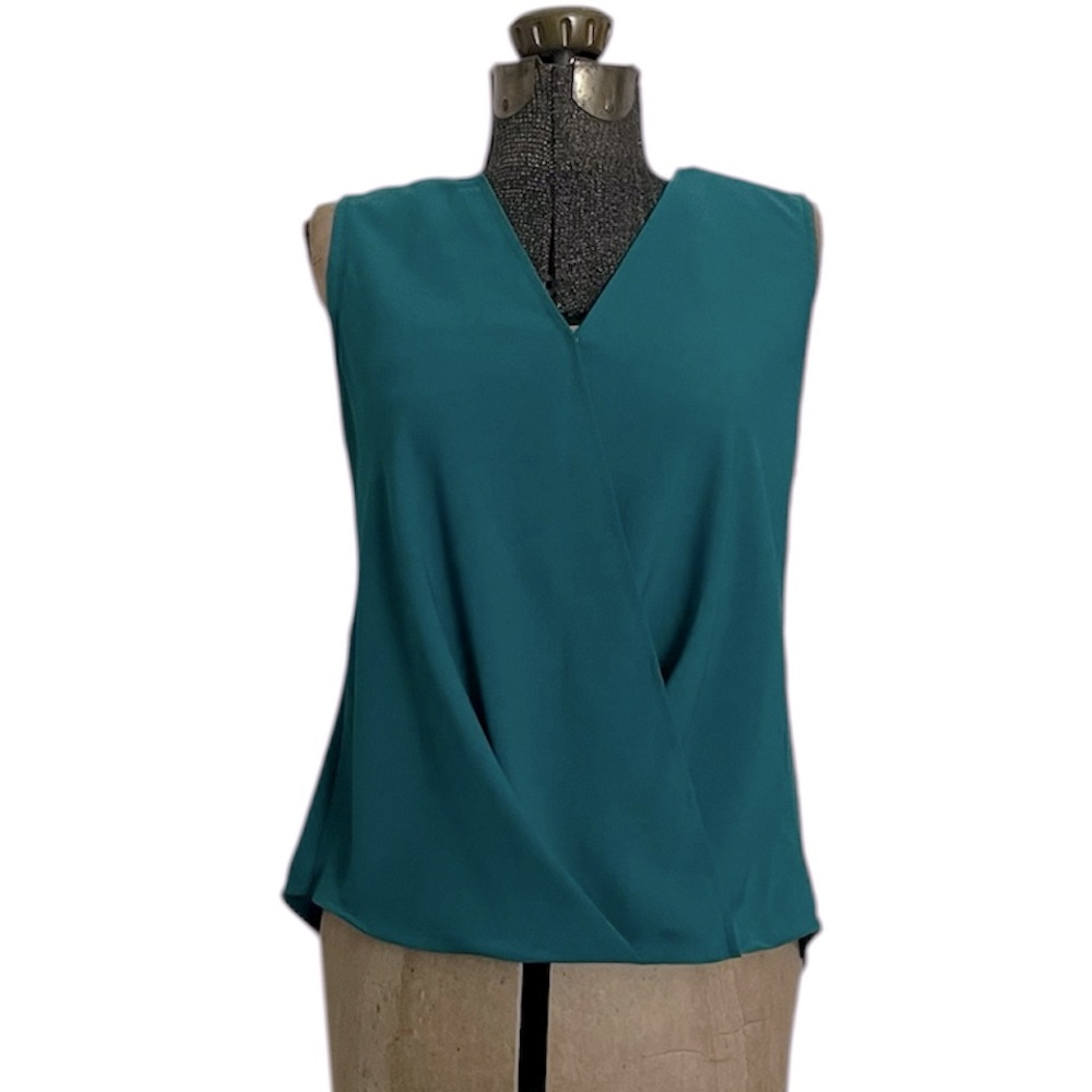 Maison d’Amelie Holly Surplice High Low Sleeveless Tank NWT